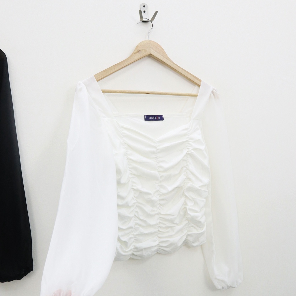 Carlyn top blouse - Thejanclothes