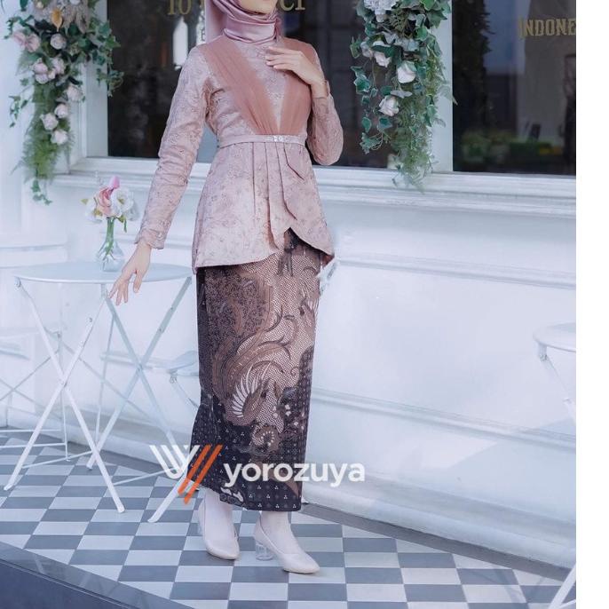 빠 Batik Couple Kebaya Modern Kebaya Wisuda Lamaran Baju Tunangan Batik Brukat Baju Couple Kondangan 