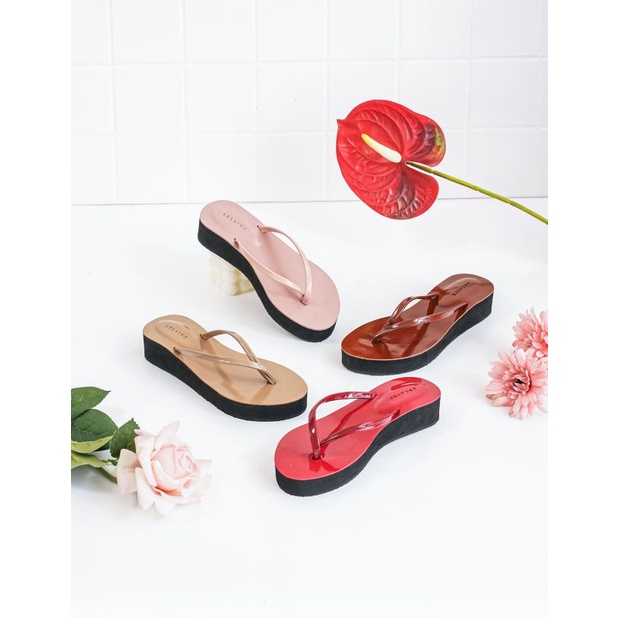 Arlaine - Maura Sandal Jepit Wedges / isrin isran / Platform Sandal / Sandal Eva