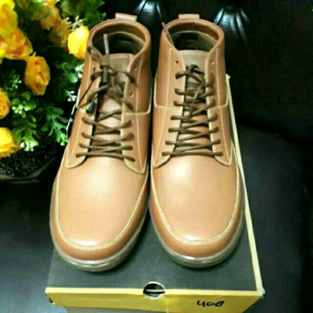SEPATU BOOT KULIT LOIS
