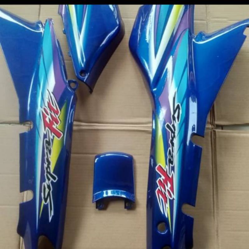 Cover body belakang supra fit lama biru plus striping