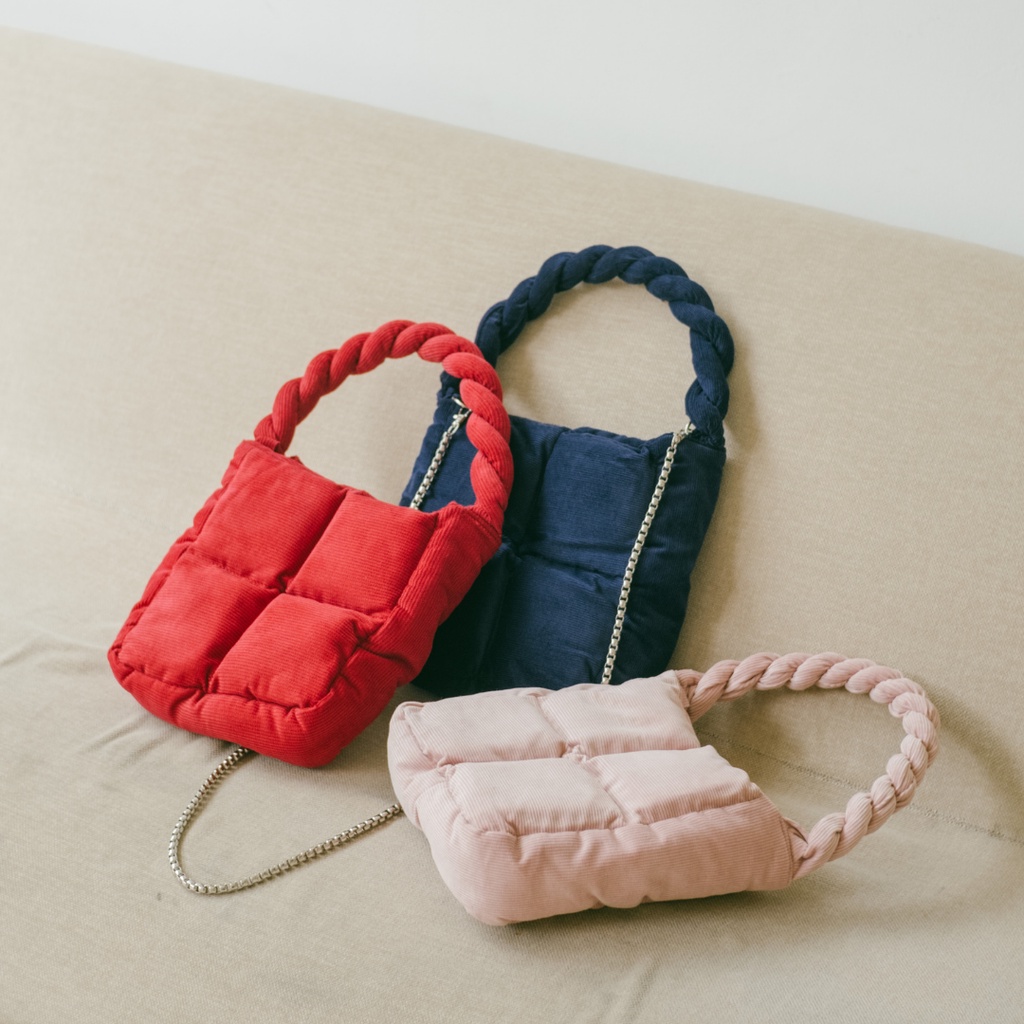 IGOTCHA Elona Puffy Sling Bag Hand Bag Wanita