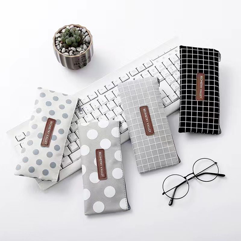 

TEMPAT KOTAK PENSIL POLKADOT/TEMPAT PENSIL MOTIF LUCU GEOMETRY