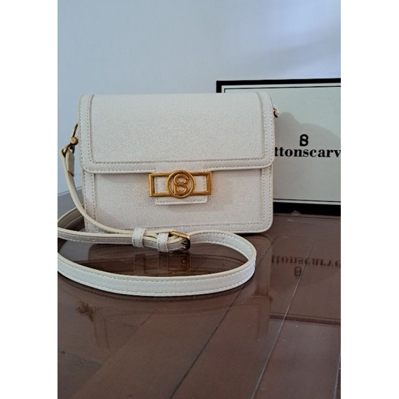 (SOLD) Buttonscarves Izzy Sling Bag Ivory