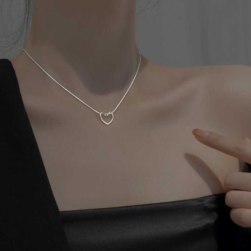 Kalung Rantai Klavikula Liontin Hati Bahan S925 Sterling Silver Untuk Wanita