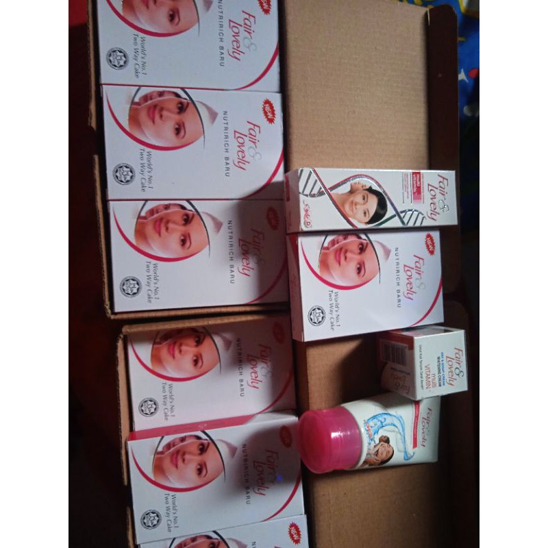 PAKET FAIR AND LOVELY BEDAK PADAT+PELEMBAB+SABUN MUKA 50GRAM+CREAM SIANG MALAM 100%ORI 005