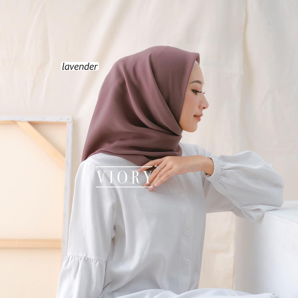 Jilbab Square (segi empat) premium jahit tepi