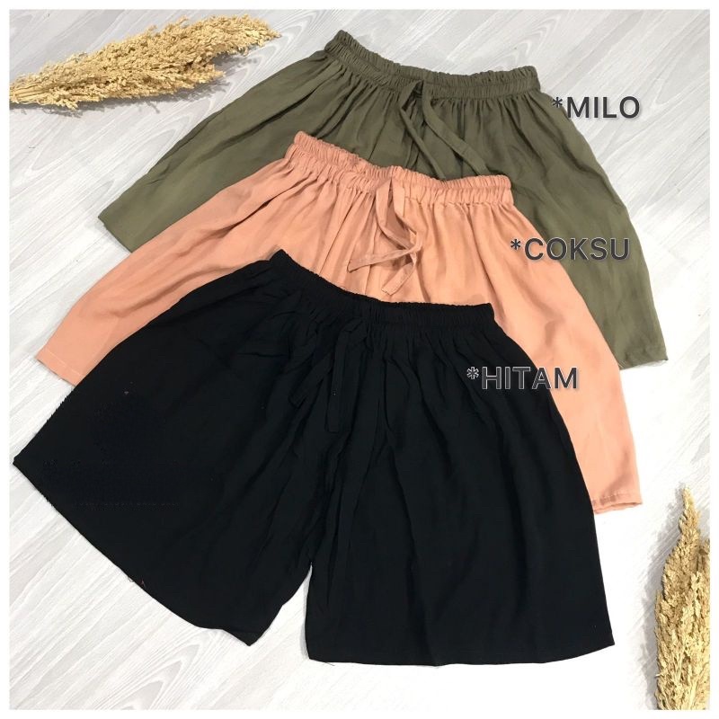 Celana Pendek Bali Polos