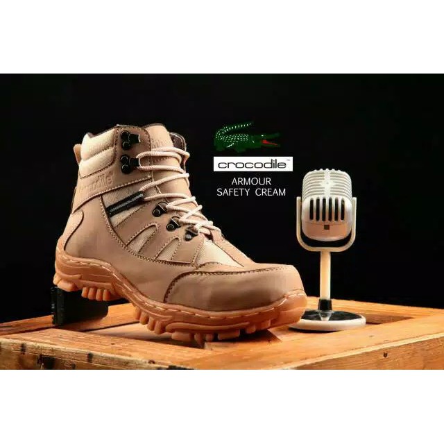 Sepatu Boots Safety Crocodile Armour Kerja Keren M2