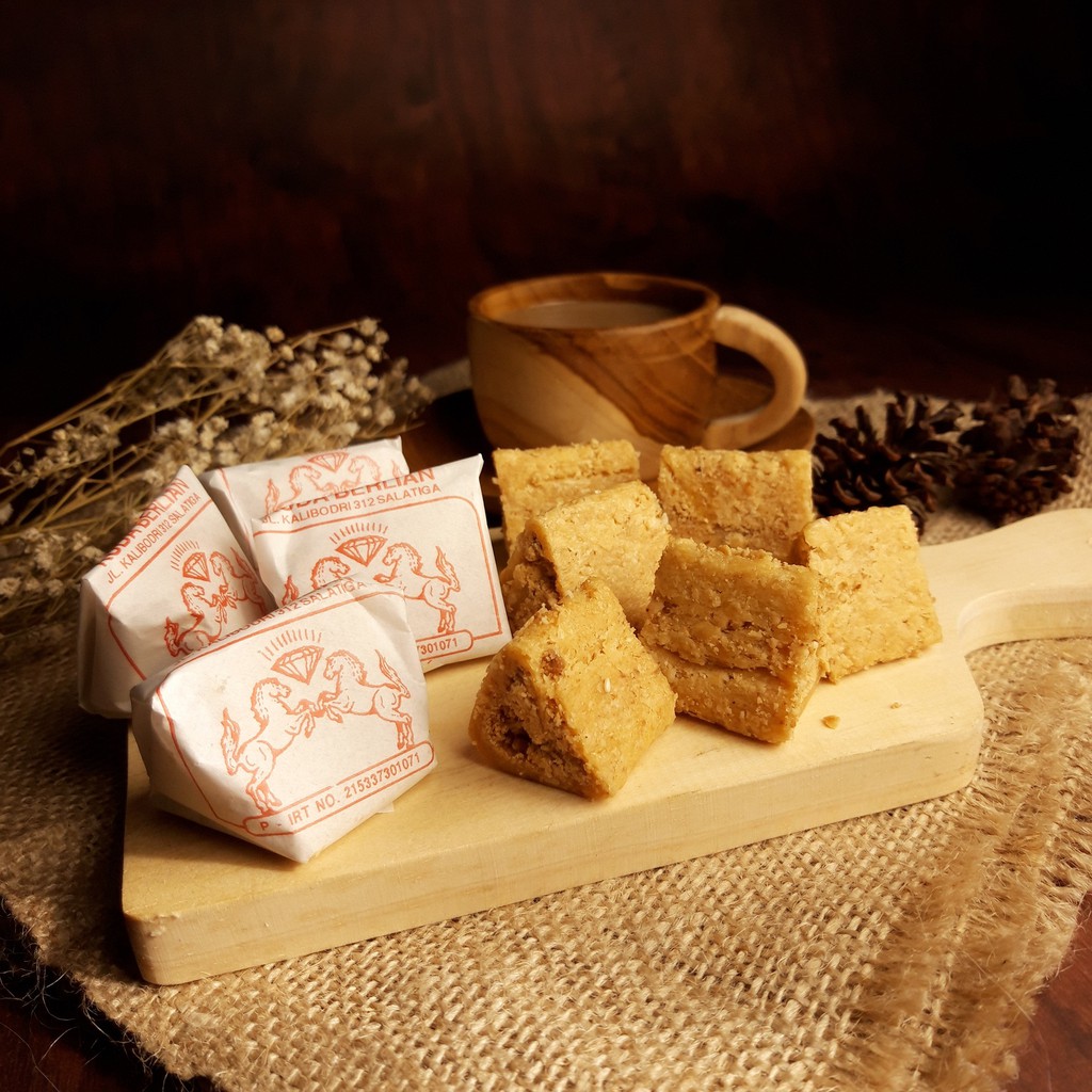 

Enting Kacang Wijen 130 gr Cap Kuda Berlian Enting Enting Gepuk Murah