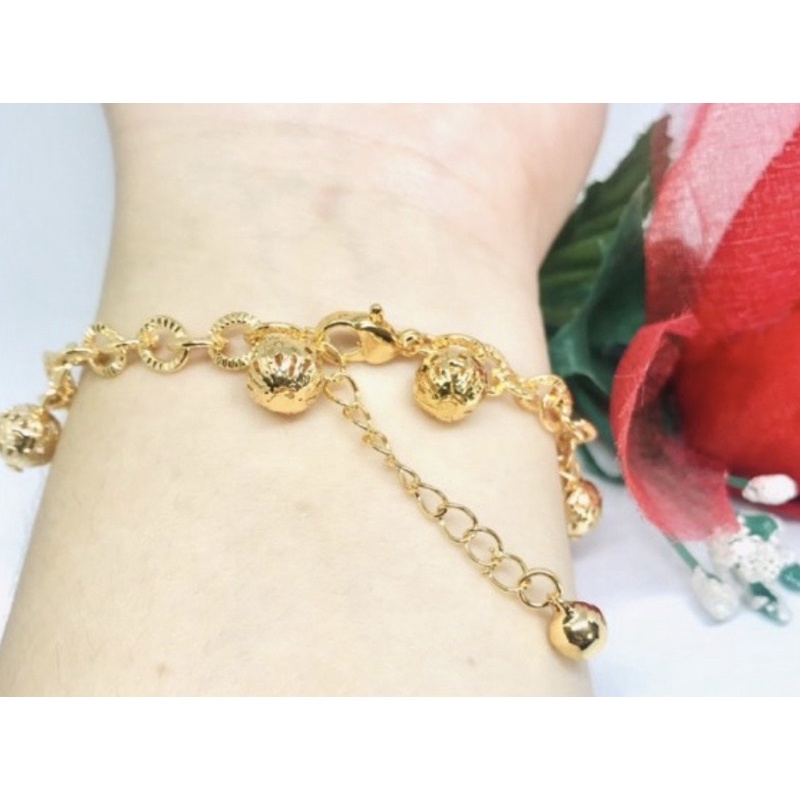 gelang tangan rumbai bola ukir gold perhiasan wanita titanium gold