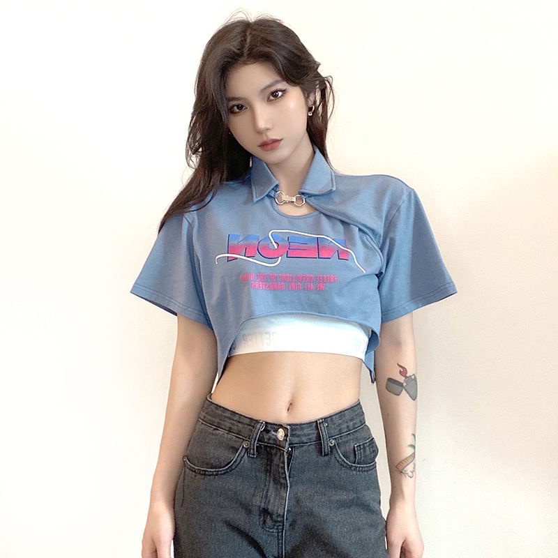 Kaos huruf retro biru seri gadis manis dan pedas StyleC dengan atasan dua potong tube top ramping pe