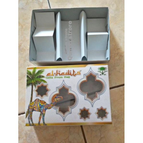 

DUS OLEH OLEH HAJI - BOX OLEH OLEH HAJI & UMROH - DUS BOX OLEH OLEH