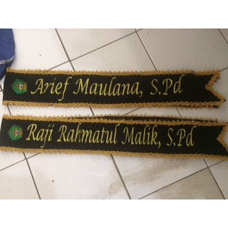 SELEMPANG WISUDA BLUDRU