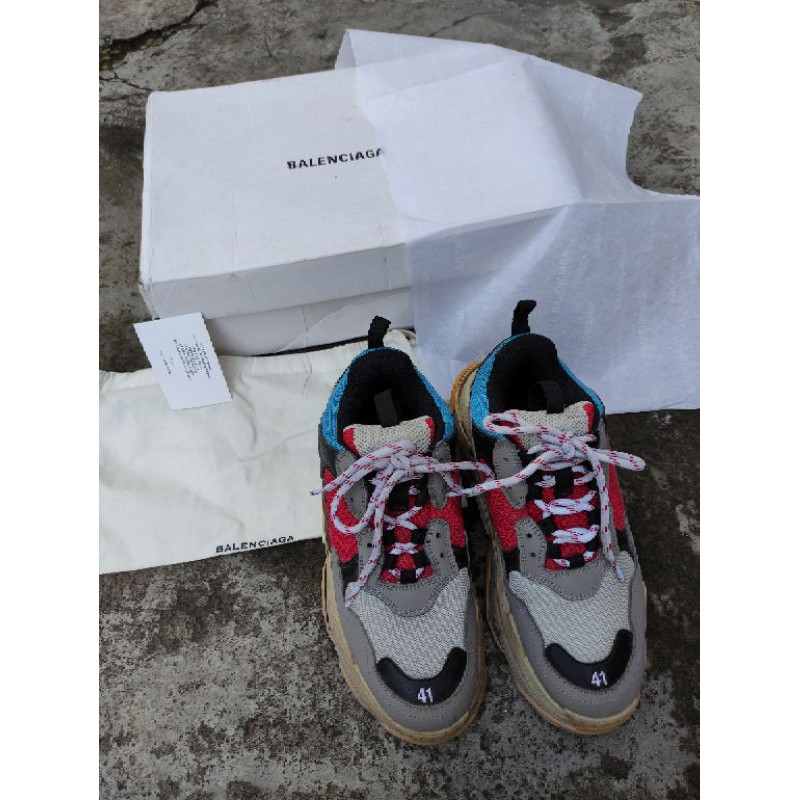Sepatu Sneakers Balenciaga Triple S size 41 Multicolor Preloved Second Bekas