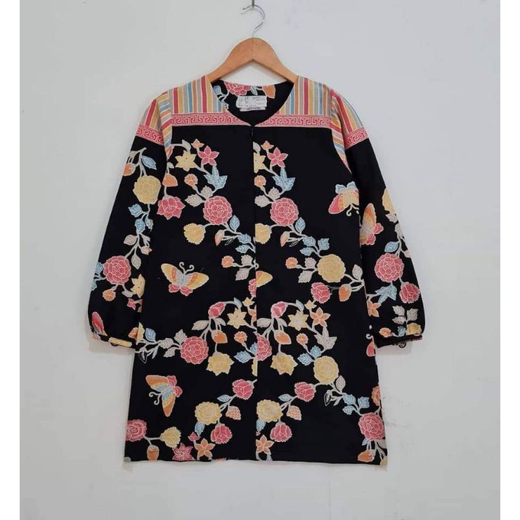 blus encim hitam