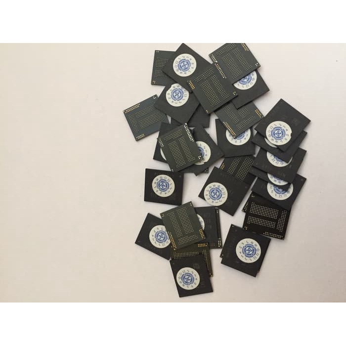 IC EMMC KMFN10012M-B214