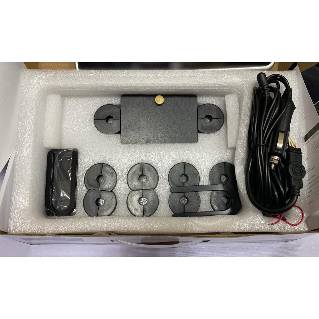 Digital Monitor Clip on headrest 10.1
