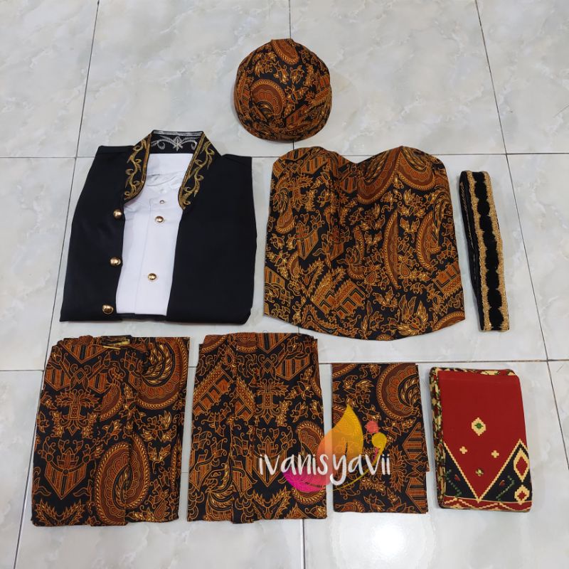 [Paket Prewedding - Premium] Baju Prewedding / Baju Adat Basahan