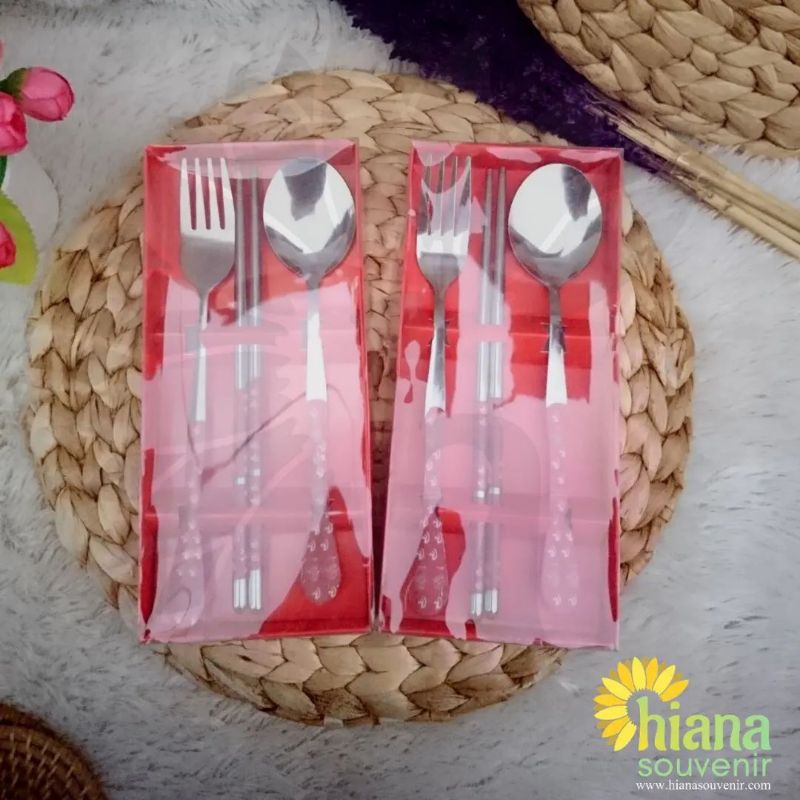 Satu Set Sendok Garpu sumpit souvenir / SOUVENIR SENDOK SET SAKURA KEMAS MIKA / SOUVENIR SENDOK SAKA