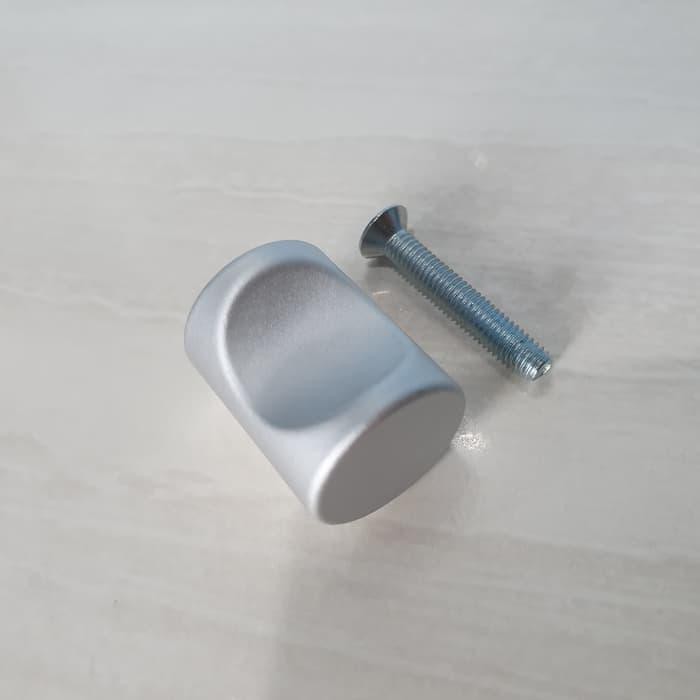 Tarikan Handle Knob Bulat Pentol Laci Pintu Lemari Kitchen Set 646 AD
