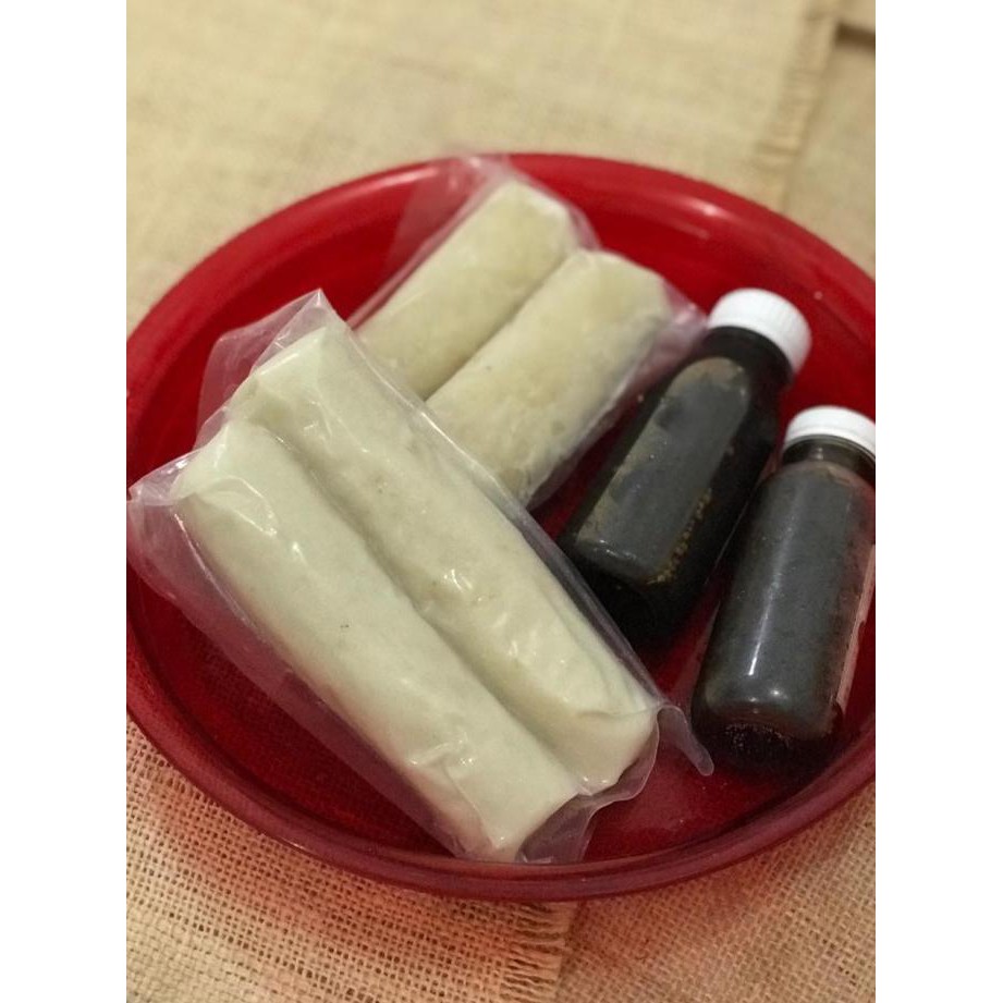 

Pempek Palembang Asli Ikan Tengiri (2 Pempek Lenjer Besar) Ready Stok