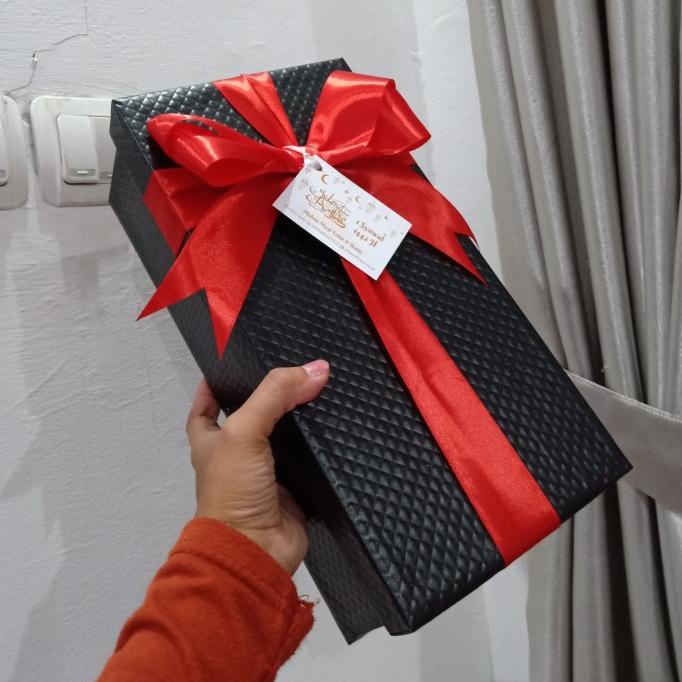 

[COD] kotak kado / box gift ukuran luar 30x15 tinggi 8cm [COD]