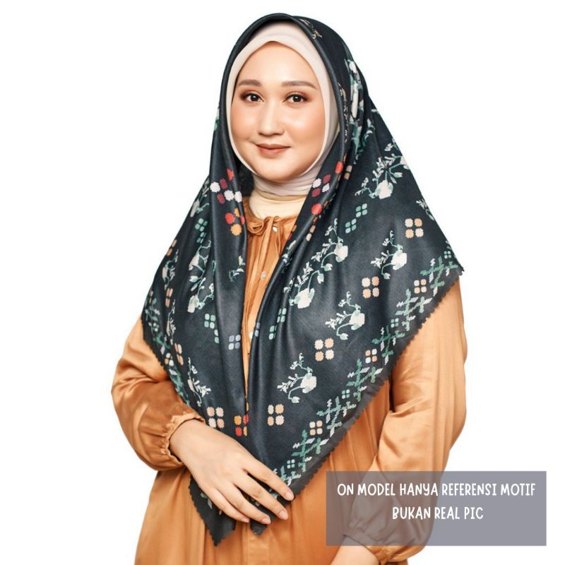 HIJAB VOAL SEGI EMPAT STRIMIN SERIES