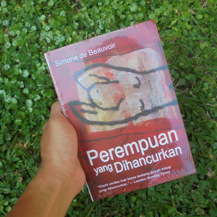 SIMONE DE BEAUVOIR: PEREMPUAN YANG DIHANCURKAN