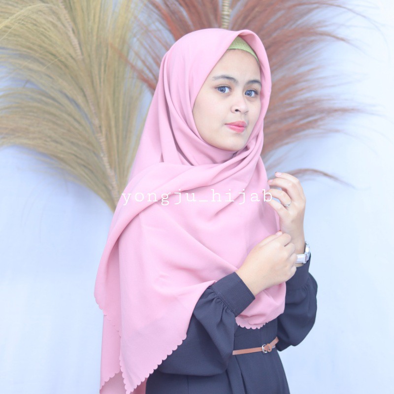 segi empat polos jumbo lasercut jilbab segiempat grosir kerudung khimar syari casual muslimah scraf