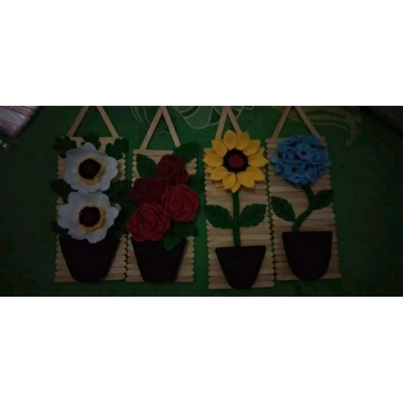 hiasan dinding bunga kecil