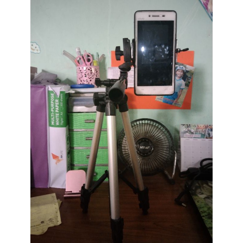 TRIPOD PLUS HOLDER U UNTUK SEMUA JENIS HP DAN KAMERA TINGGI MAX 1M