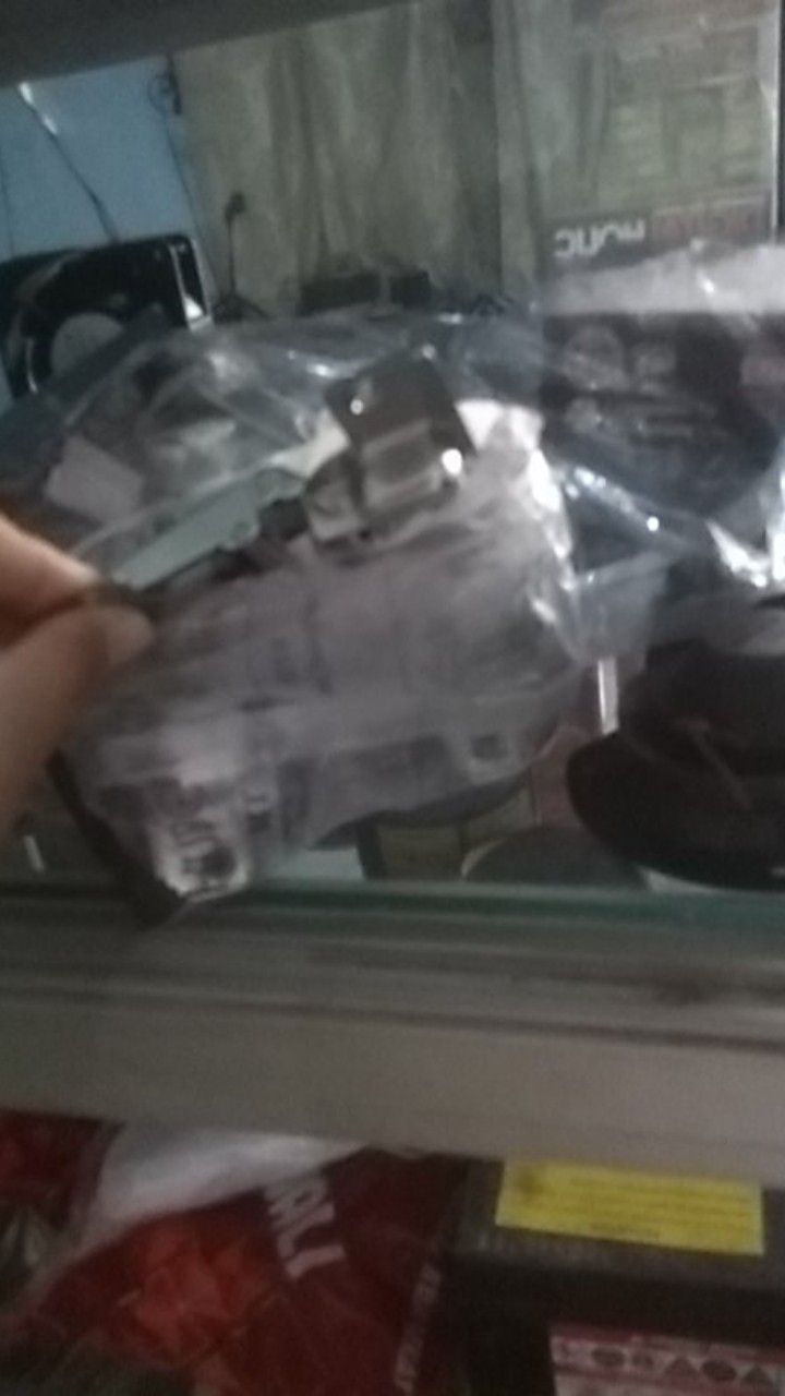 Engsel Sendok Lemari Kitchen Set Huben Lurus