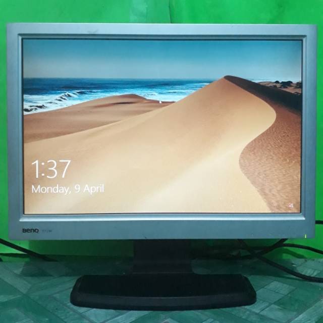 LCD Monitor Komputer BenQ 17inch Wide T71W