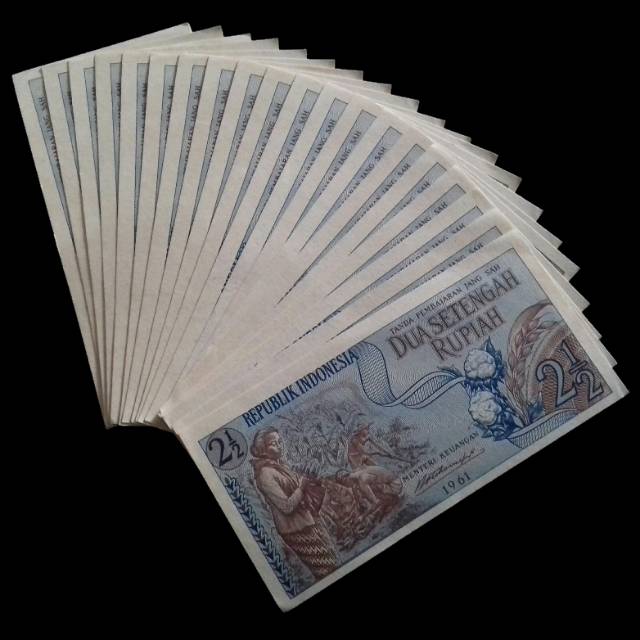 (GRESS/AU/UNC) Uang kuno 2 setengah rupiah sandang pangan tahun 1961 gambar jagung dan padi