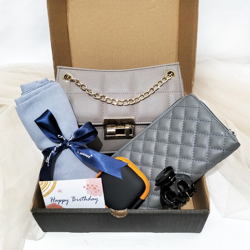 Kado ulang tahun cewek hampers cewe gift set ultah sahabat paket kado ulang tahun paket hadiah teman-Anika Abu
