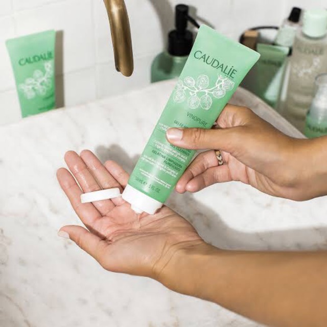 caudalie vinopure face wash