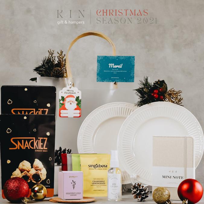 

RAIN WHITE PLATE CHRISTMAS HAMPERS / HAMPERS NATAL / GIFT / HADIAH DC452CD3