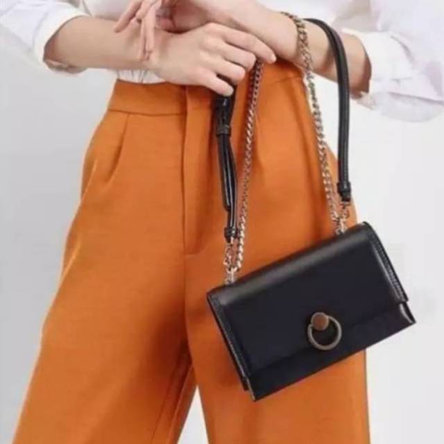 NEW ARRIVAL BEST SELLER TAS CHARLES AND KEITH TAS SELEMPANG TAS LEBARAN TAS KEKINIAN