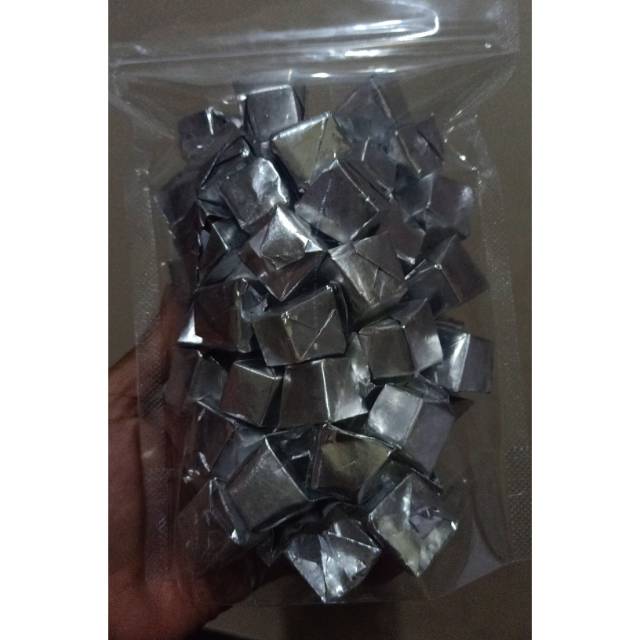 

Coklat piramid