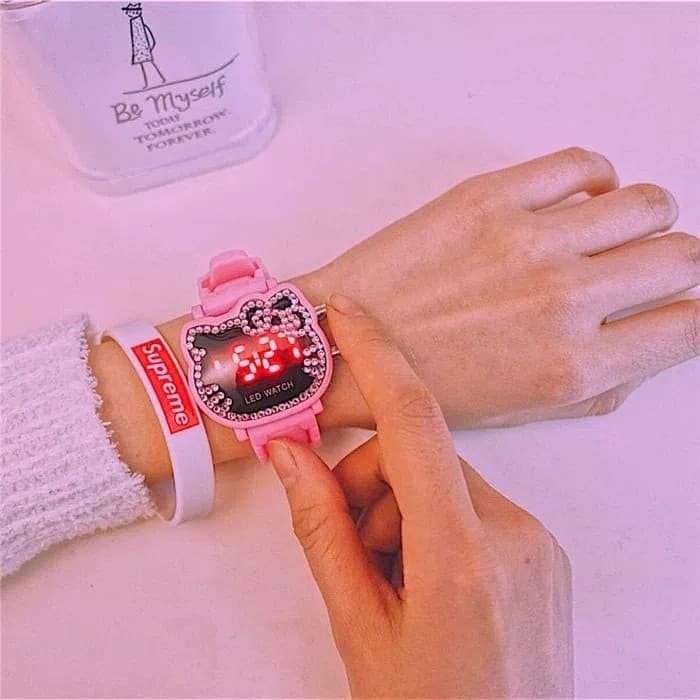 jam anak hello kitty Led digital import