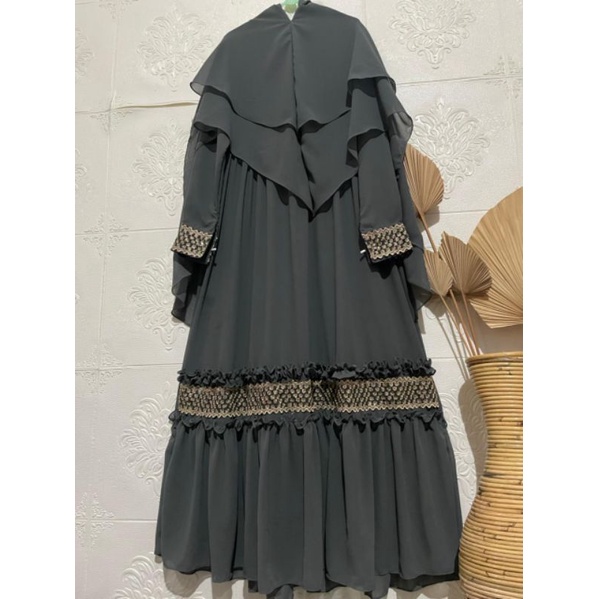 Gamis Syari Ceruty Mix Renda Depan dan Tangan | Gamis Syari Busui | Gamis Set Khimar Terbaru-Abu Tua