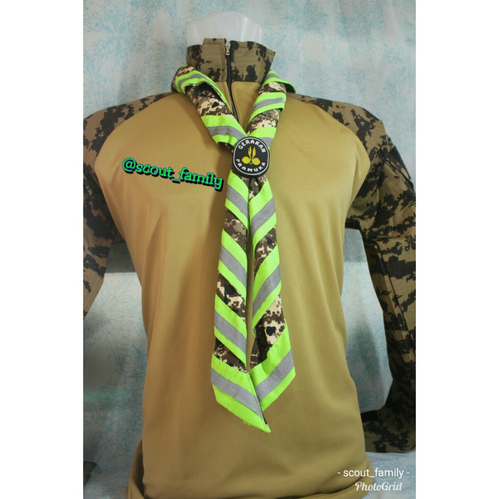 Scarf Loreng Pramuka