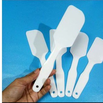 SOLET PLASTIK PUTIH SPATULA PLASTIK