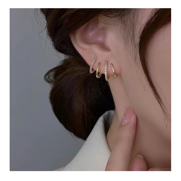 Anting Stud Tindik Warna Emas Gaya Korea Untuk Wanita