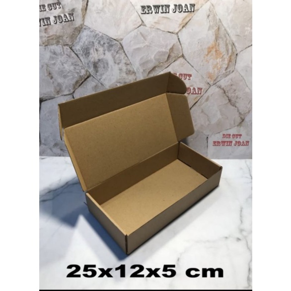 

Kardus Box uk. 25x12x5 cm Kotak Karton Die Cut ( Kancing Samping)