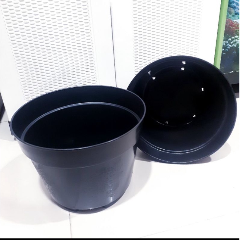 Pot 4 Hitam/ Pot Bunga Hitam sedang/ Pot Tanaman/ Pot bunga Murah