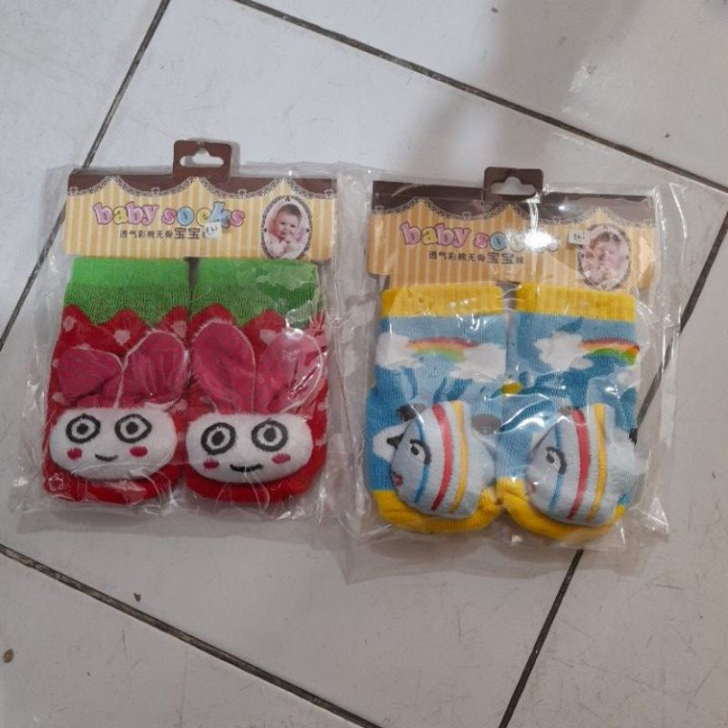 kaos kaki baby