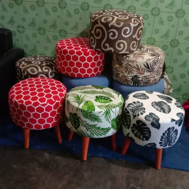 Kursi Sofa Bulat Stoll