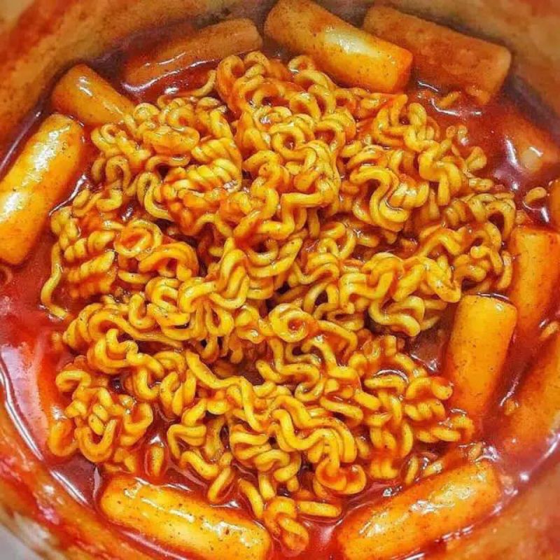 

Teokbokki/Topoki with Noodle-HALAL